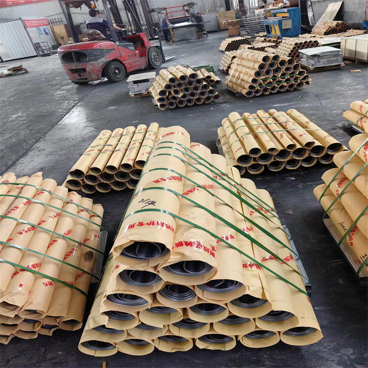 1683969793275969.jpg 959a44bf8c8fafe5c56dd5b78c1f900.jpg